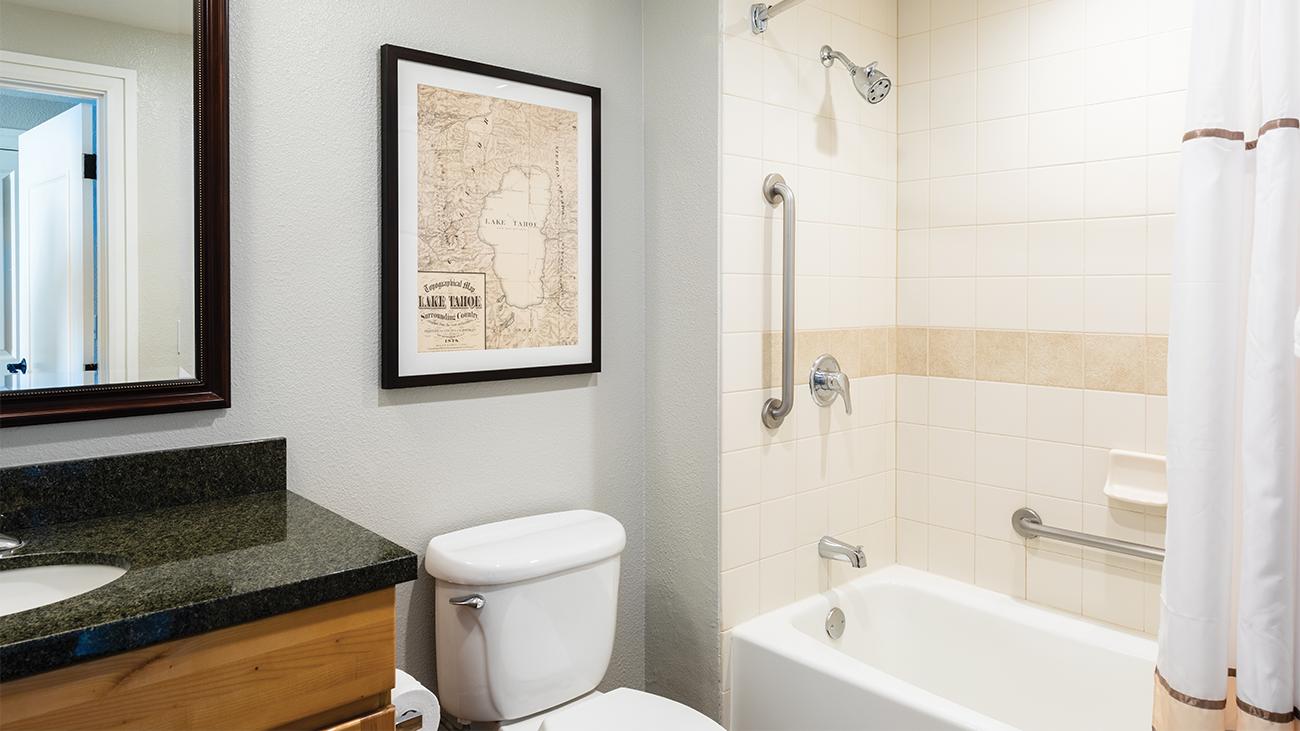 Guest Bathroom (3-Bedroom Villa)
